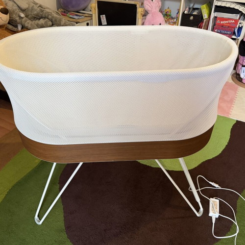 SNOO Smart Sleeper Bassinet like new