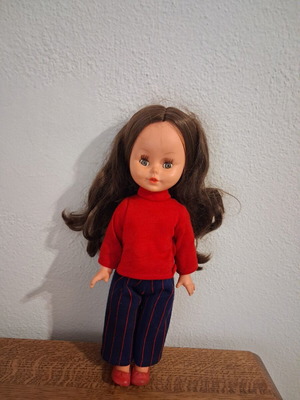 El Greco Tatiana doll in good condition