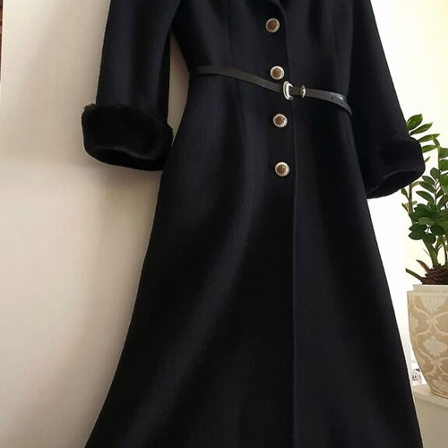 Coat 100% virgin wool new, black, size S