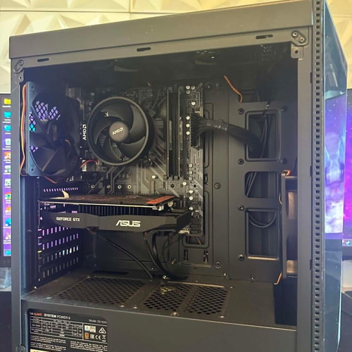 Gaming PC Ryzen 5 2600X GTX 1050 Ti 16GB DDR4 like new