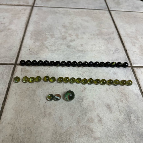 Collectible balls (40 pieces)