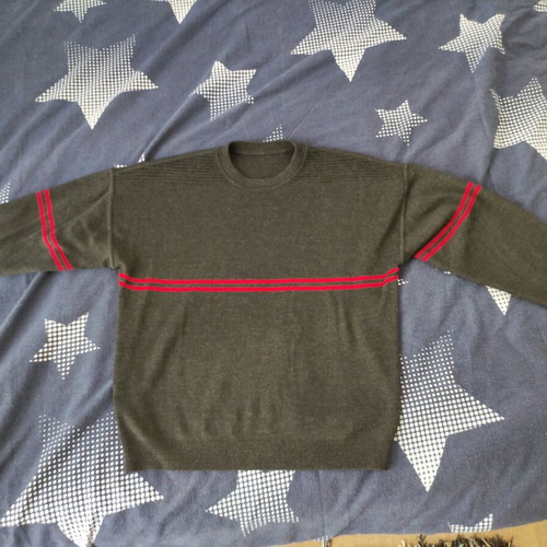 Pullover like new, black, sizes L and XL