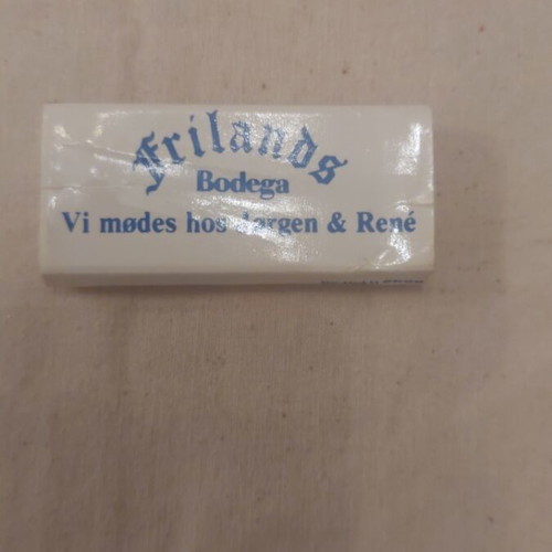 Frilands Bodega matchbox used vintage from Denmark
