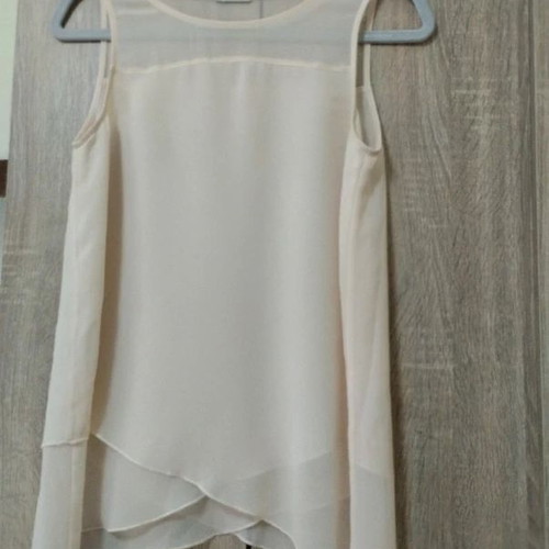 Intimissimi layered semitransparent top S like new, elegant and airy
