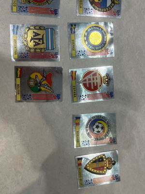 Panini World Cup 1994 stickers new, 8 country badges