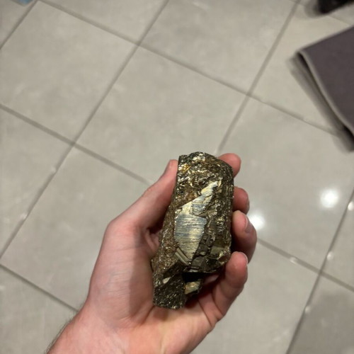 Golden pyrite 1.5kg new