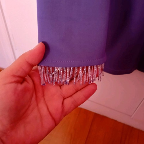 Women's lilac blouse like new with beads on sleeves