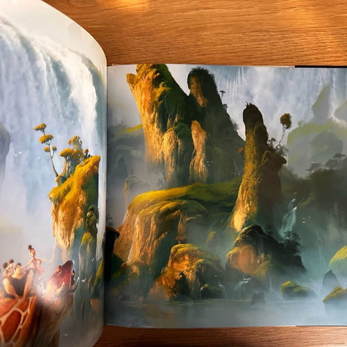 The Art of the Croods book like new