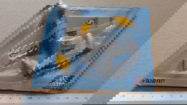 Αεροπλάνο North American F-86 Sabre  KIT ITALERI 1:100
