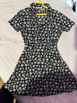 H&M dress with collar black, like new, size L