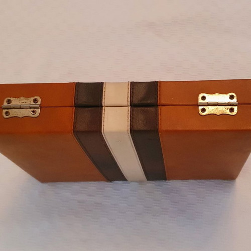 Backgammon small used leather 23cm x 17cm x 4cm