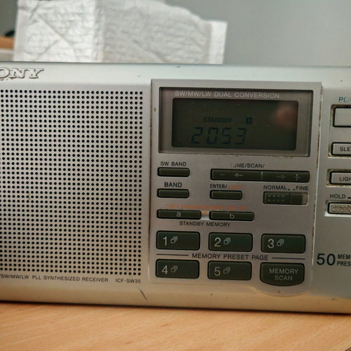 Sony ICF-SW35 world band radio used, collectible