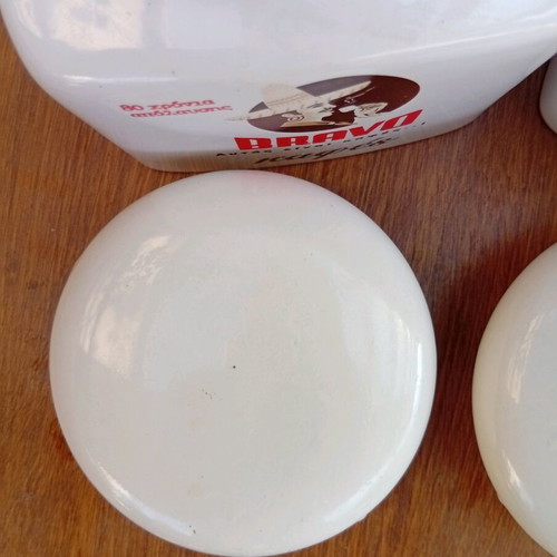 Bravo collectible ceramic jars like new
