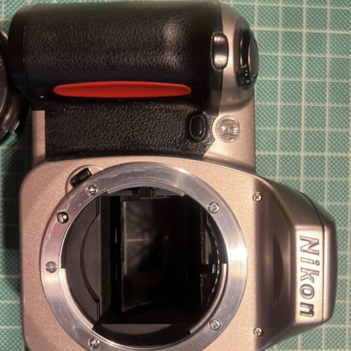 Nikon F65 Kit φωτογραφική μηχανή 35mm SLR με φακό 28-80mm