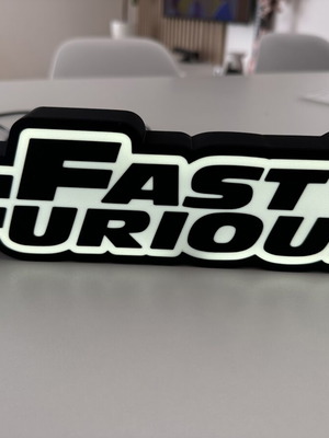 Fast & Furious φωτιστικό σαν καινούργιο, με USB, μήκος 25 εκ