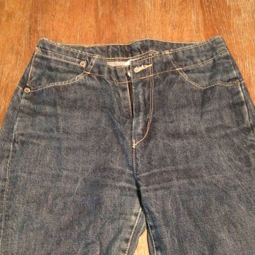 VINTAGE LEVI'S TWISTED SEAMS JEANS
