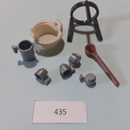 Playmobil pot and utensils set 435 like new