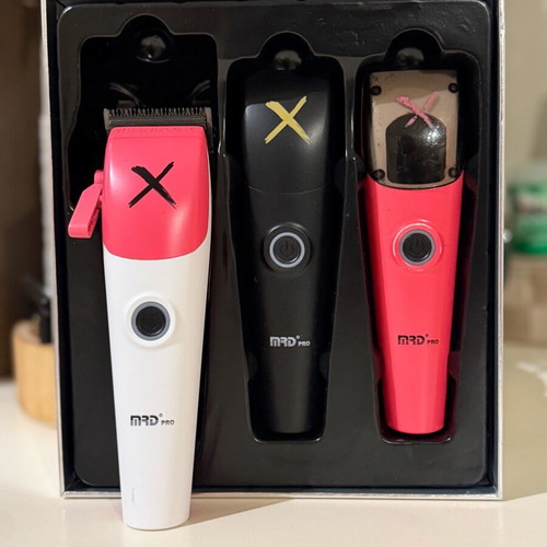 MRD Pro Clipper like new with 3 guards and charger