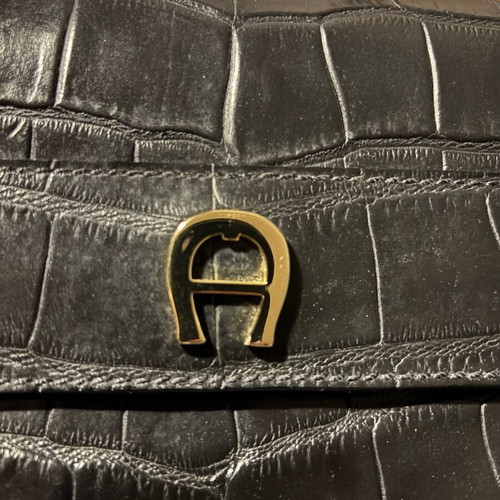Etienne Aigner Croco Noir leather shoulder bag like new
