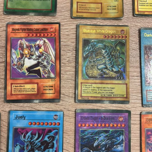 Yugioh cards used, pack of 18 glossy vintage collection