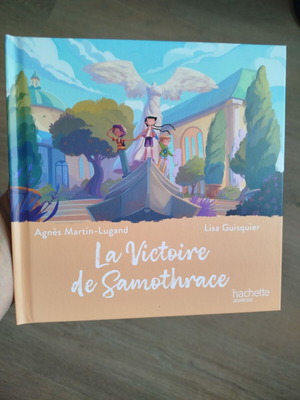 La Victoire de Samothrace children's book new, French