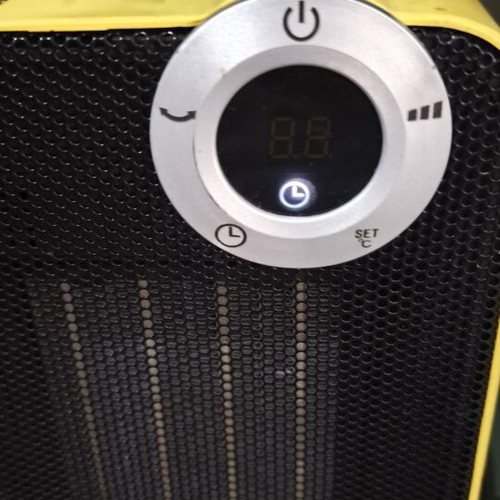 Bathroom fan heater 1800w like new