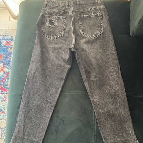 Zara jeans used, charcoal/black, size 34 with feathers