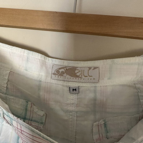 O'Neill skirt like new with pastel check pattern and embroidered logo