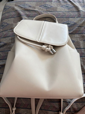 Women's backpack like new, white color
