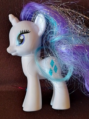 My Little Pony Rarity g4 употребявана фигура Hasbro