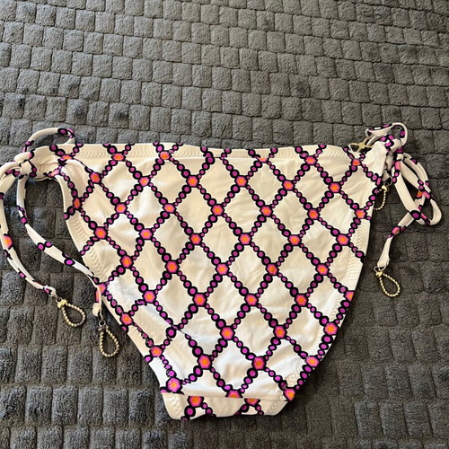 Swimsuit set of 3 pieces with Medium and Large sizes