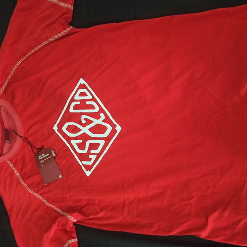 Levi's t-shirt new, size M, red