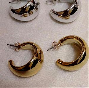 Δύο ζευγάρια μαζί σκουλαρίκια μισοφέγγαρα σε χρυσό και ασημί χρώμα