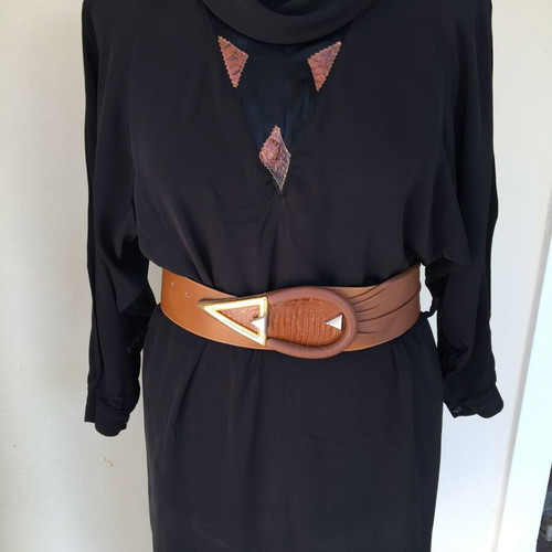 Vintage leather belt used, tan color, length 106 cm