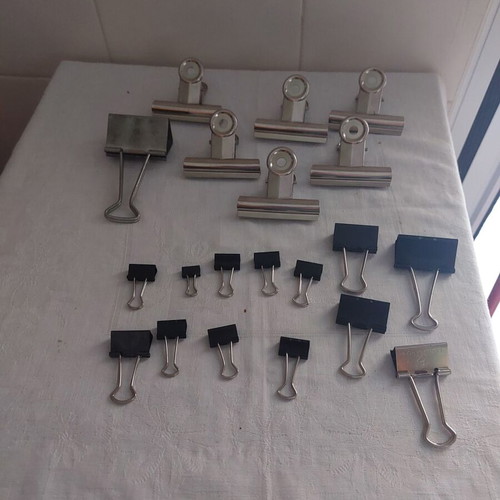 Clips in various sizes, 20 pieces, like new