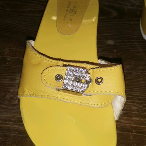 Fiorina women’s yellow sandals new, size 38