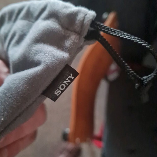 Velvet pouch Sony like new, genuine camera accessory