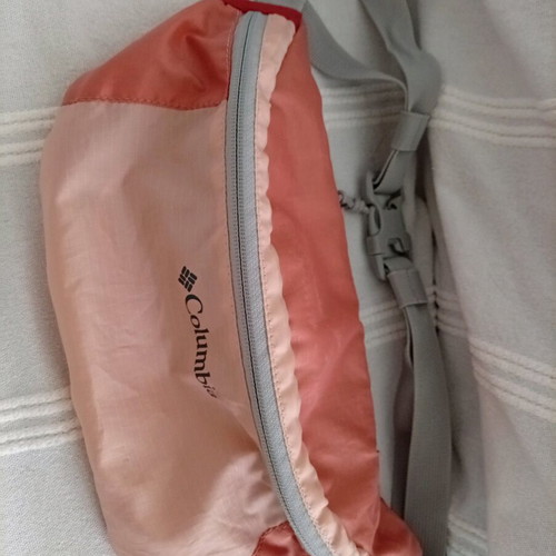 Columbia waist bag pink like new