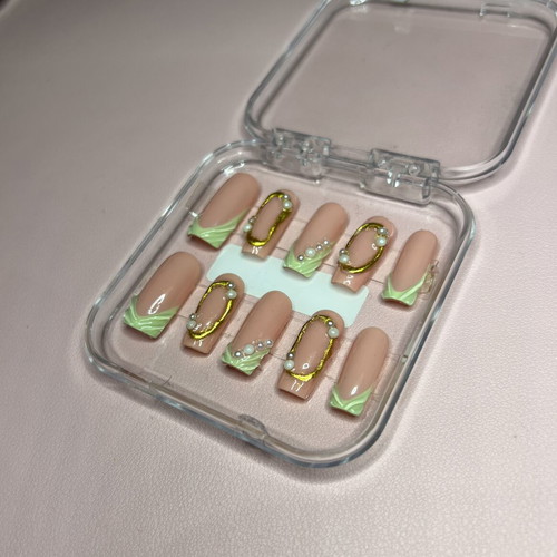 Handmade press-on nails new with application kit