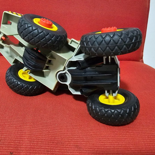 Playmobil bulldozer used, missing several parts