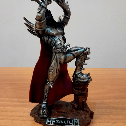Metalian Metalium Band Mascot Figure new, ultra rare