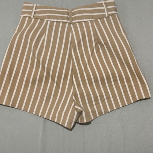 Stradivarius striped shorts like new, size S, white and beige