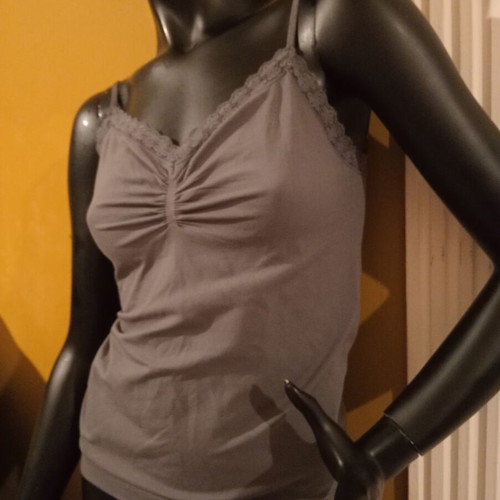 Miss Etam sleeveless top XL with adjustable straps and elastic lace, grey