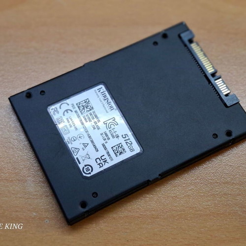 Kingston SKC600 512GB SSD like new, fast black series