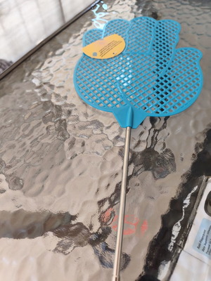 Extendable Flyswatter new, unused