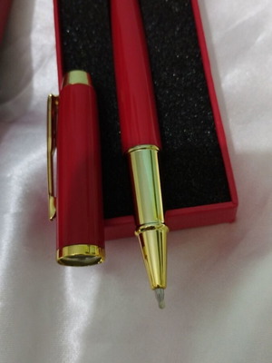 Pen with box new