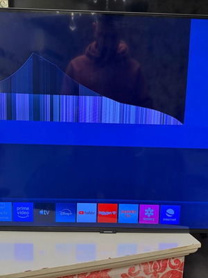 Samsung 43’ smart TV used for repair or spare parts