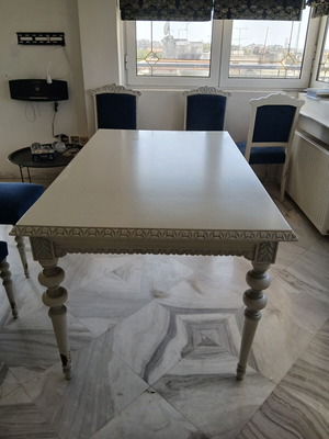 Σετ τραπεζαρίας shabby chic μασίφ ξύλο με 6 βελούδινες καρέκλες μεταχειρισμένο