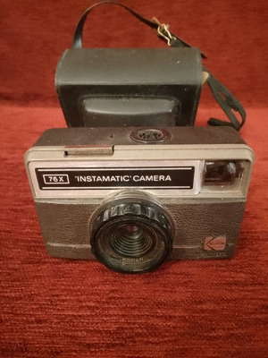 Φωτογραφική μηχανή Kodak Instamatic 76-X μεταχειρισμένη με θήκη
