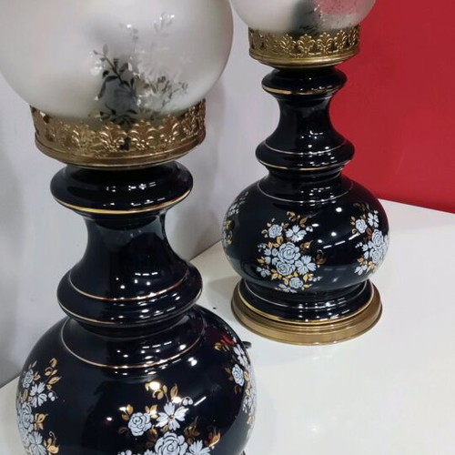 Table lamp pairs like new